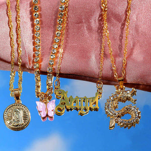 Sassy Angel Necklace Set