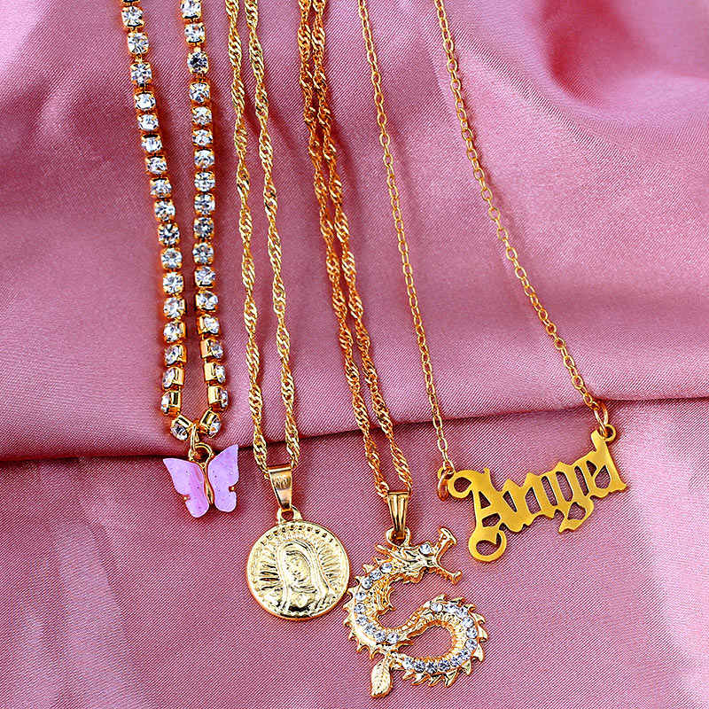 Sassy Angel Necklace Set